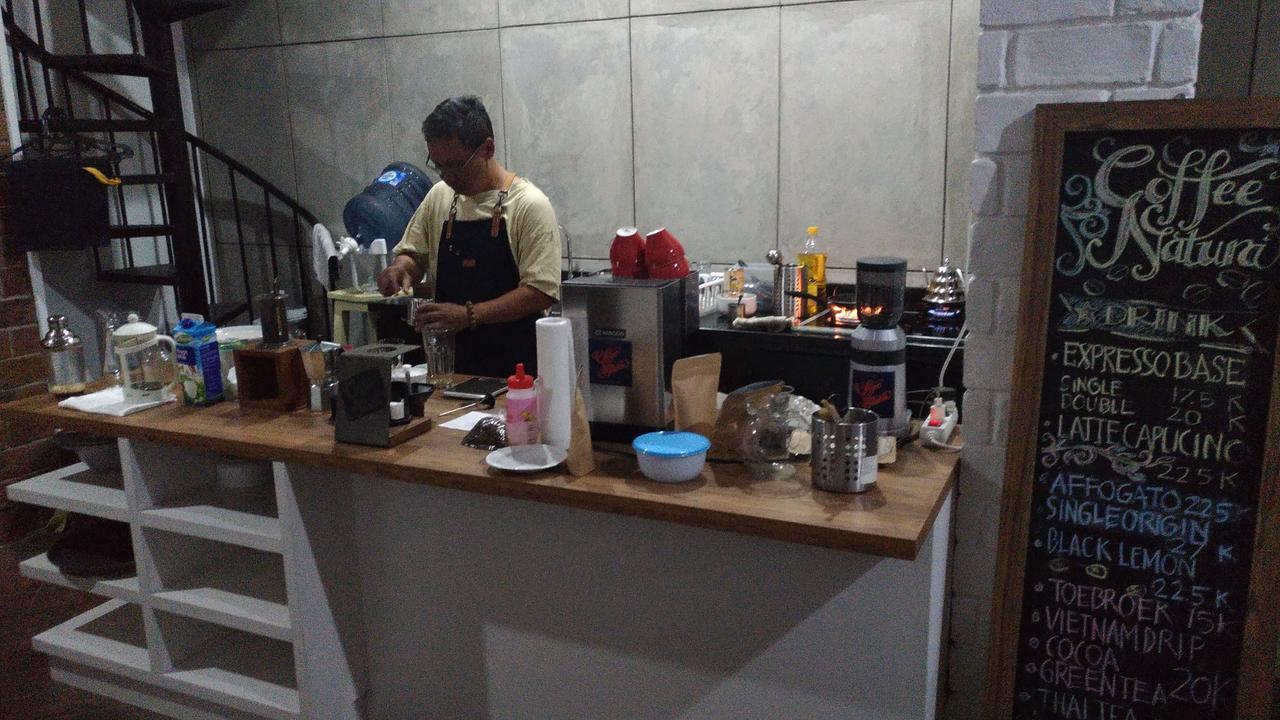 Roemah Kesambi Hotel Cirebon Zewnętrze zdjęcie